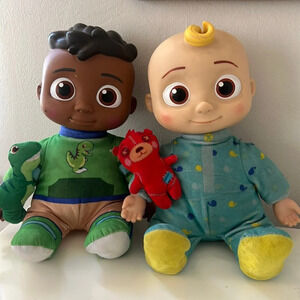 Cocomelon - Talking JJ and Cody dolls bundle